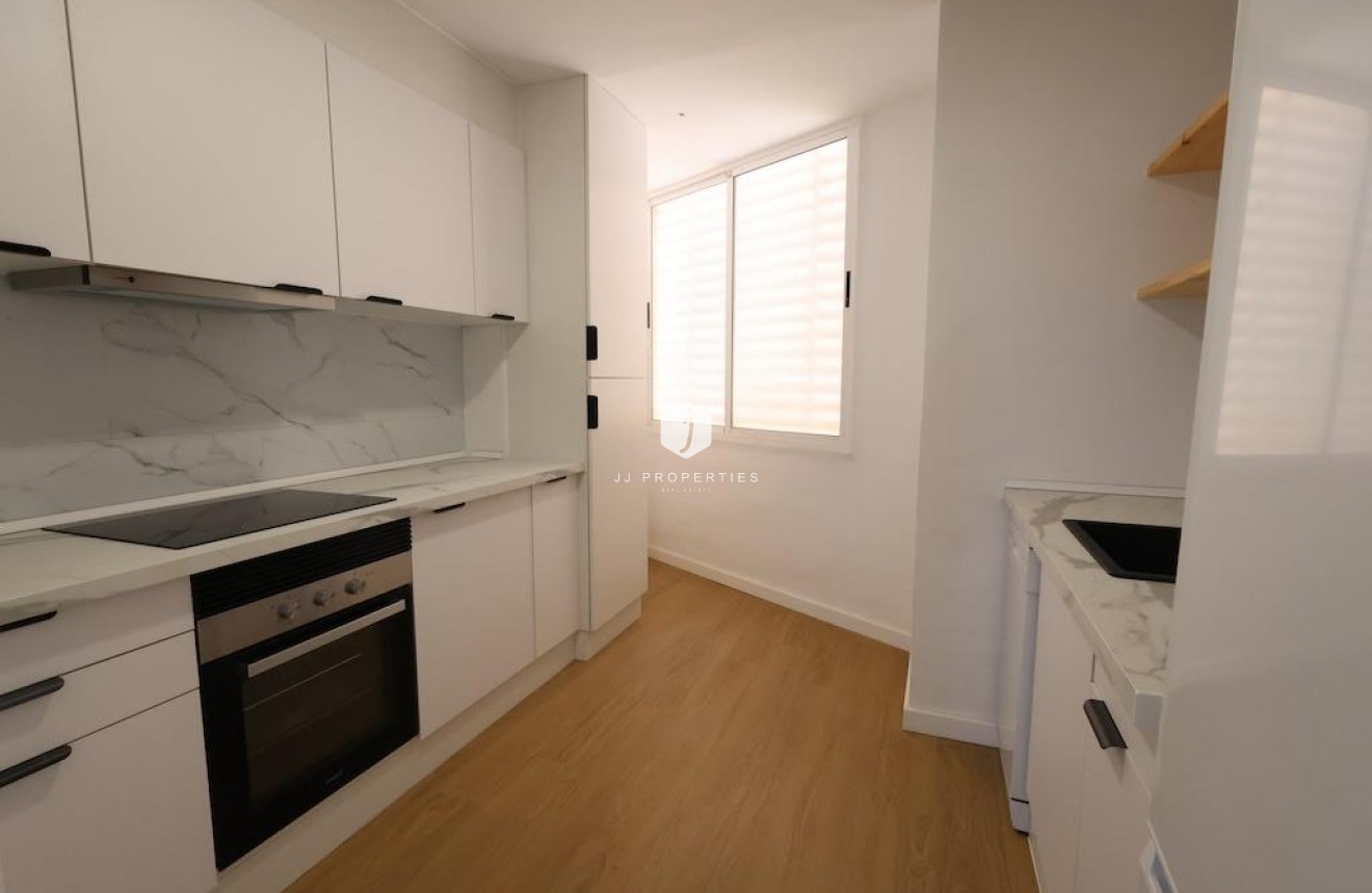 Resale - Apartment / flat -
Orihuela Costa - Costa Blanca