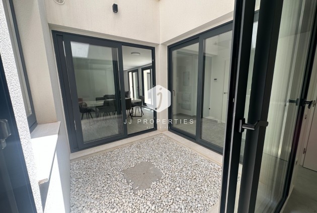 Resale - Villa -
San Miguel de Salinas - Inland
