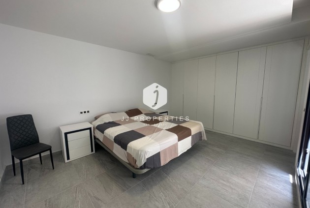 Resale - Villa -
San Miguel de Salinas - Inland