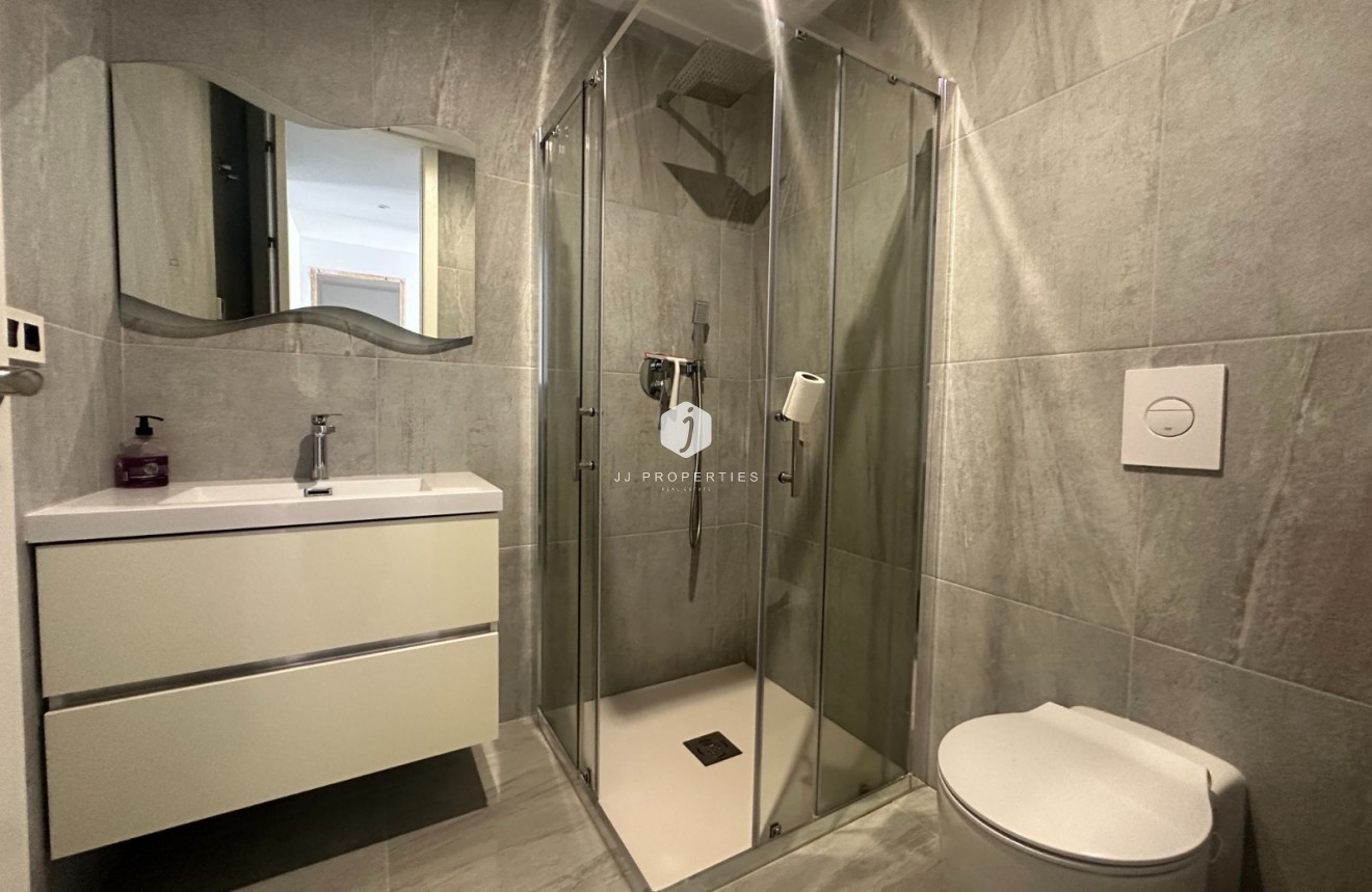 Resale - Villa -
San Miguel de Salinas - Inland