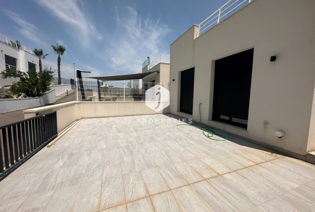 Resale - Villa -
San Miguel de Salinas - Inland