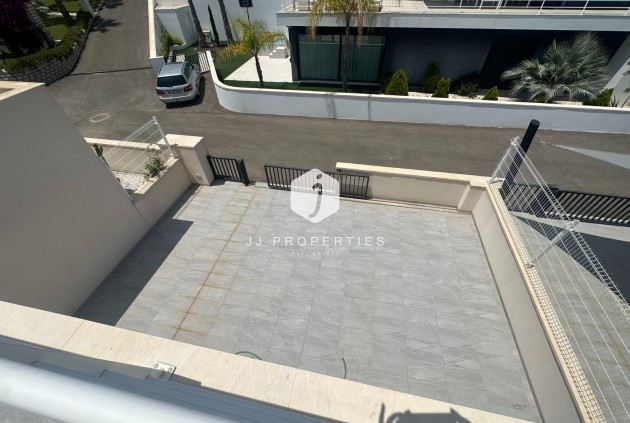 Resale - Villa -
San Miguel de Salinas - Inland