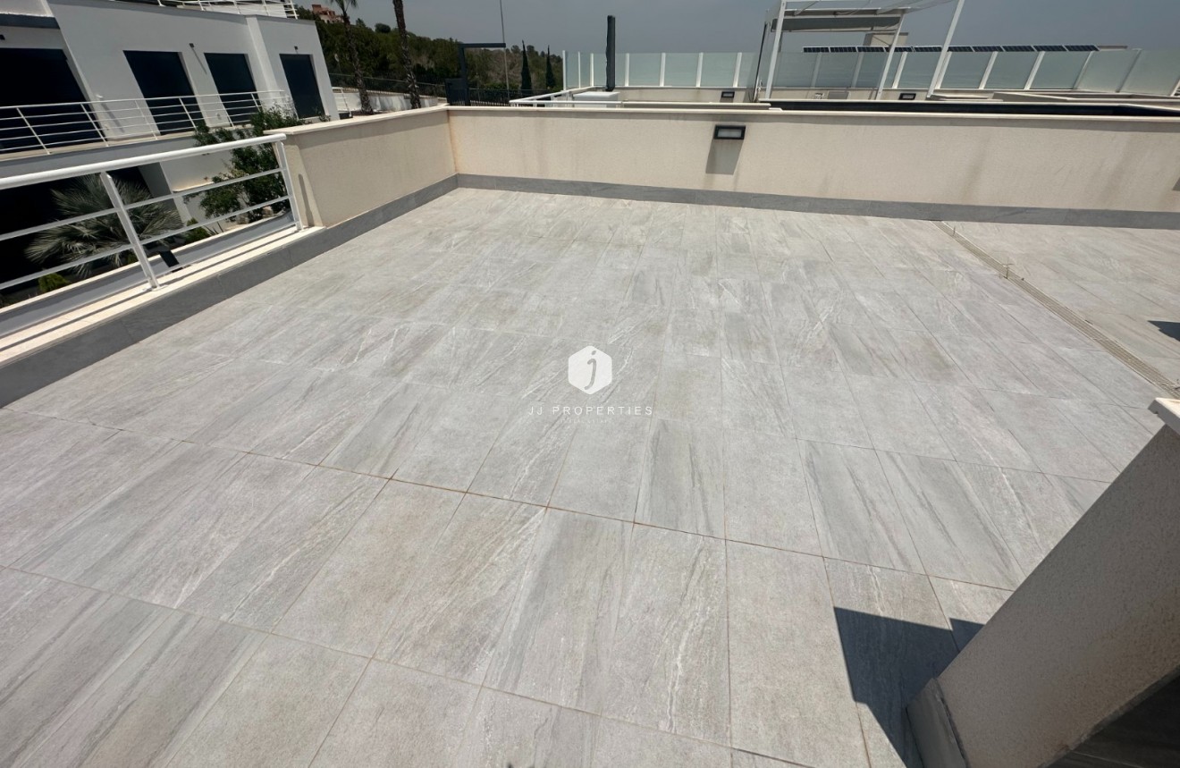 Resale - Villa -
San Miguel de Salinas - Inland