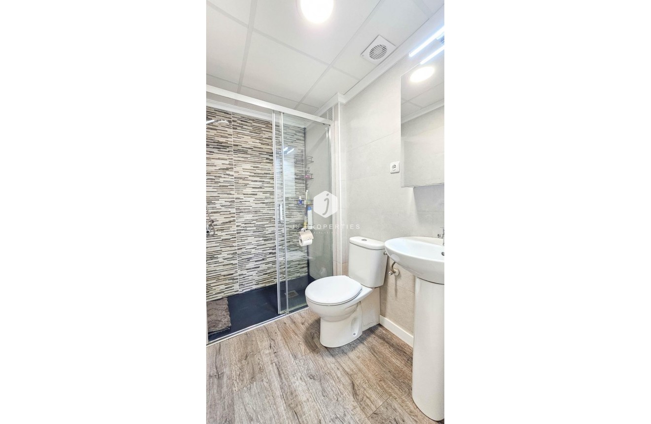 Segunda mano - Apartamento / piso -
Torrevieja - Playa del Cura