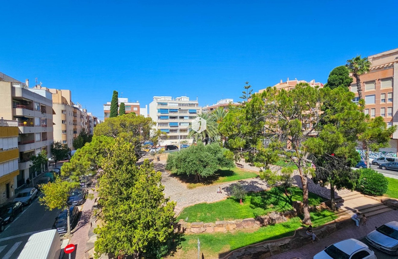 Segunda mano - Apartamento / piso -
Torrevieja - Playa del Cura