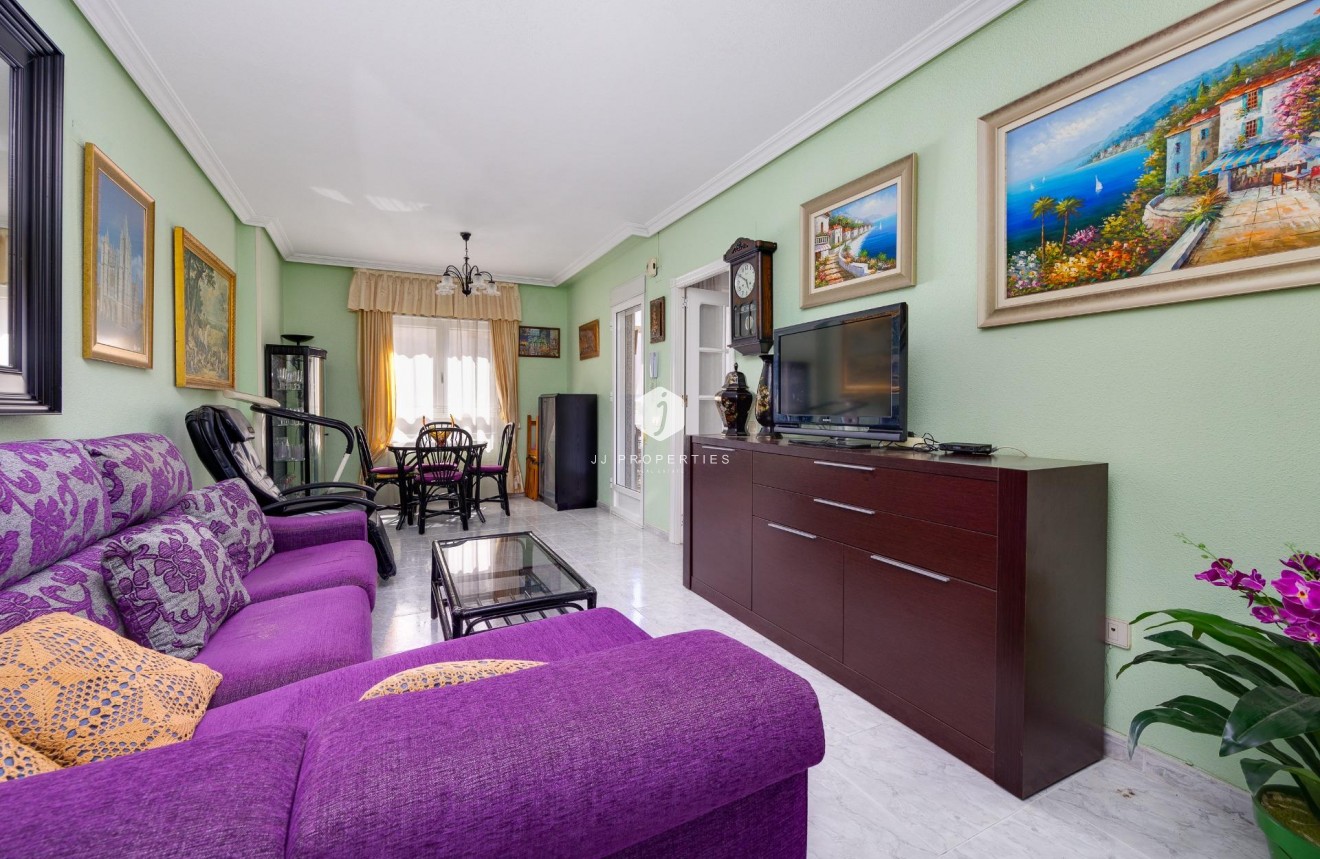 Resale - Apartment / flat -
Torrevieja - Antonio Machado