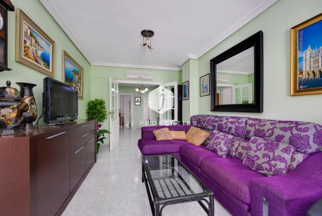 Resale - Apartment / flat -
Torrevieja - Antonio Machado