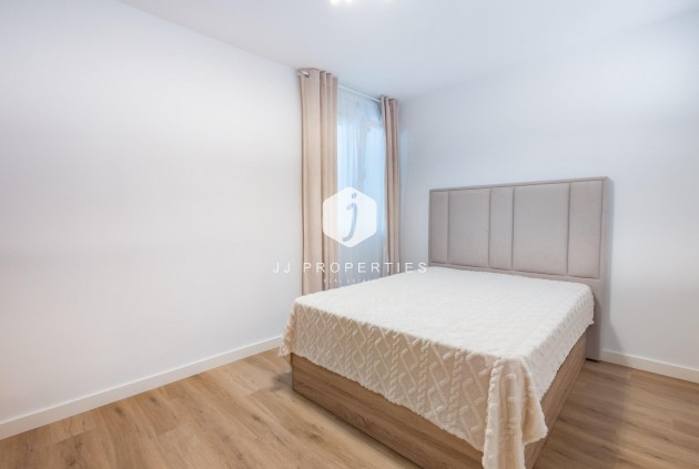 Resale - Apartment / flat -
Torrevieja - Playa del Cura