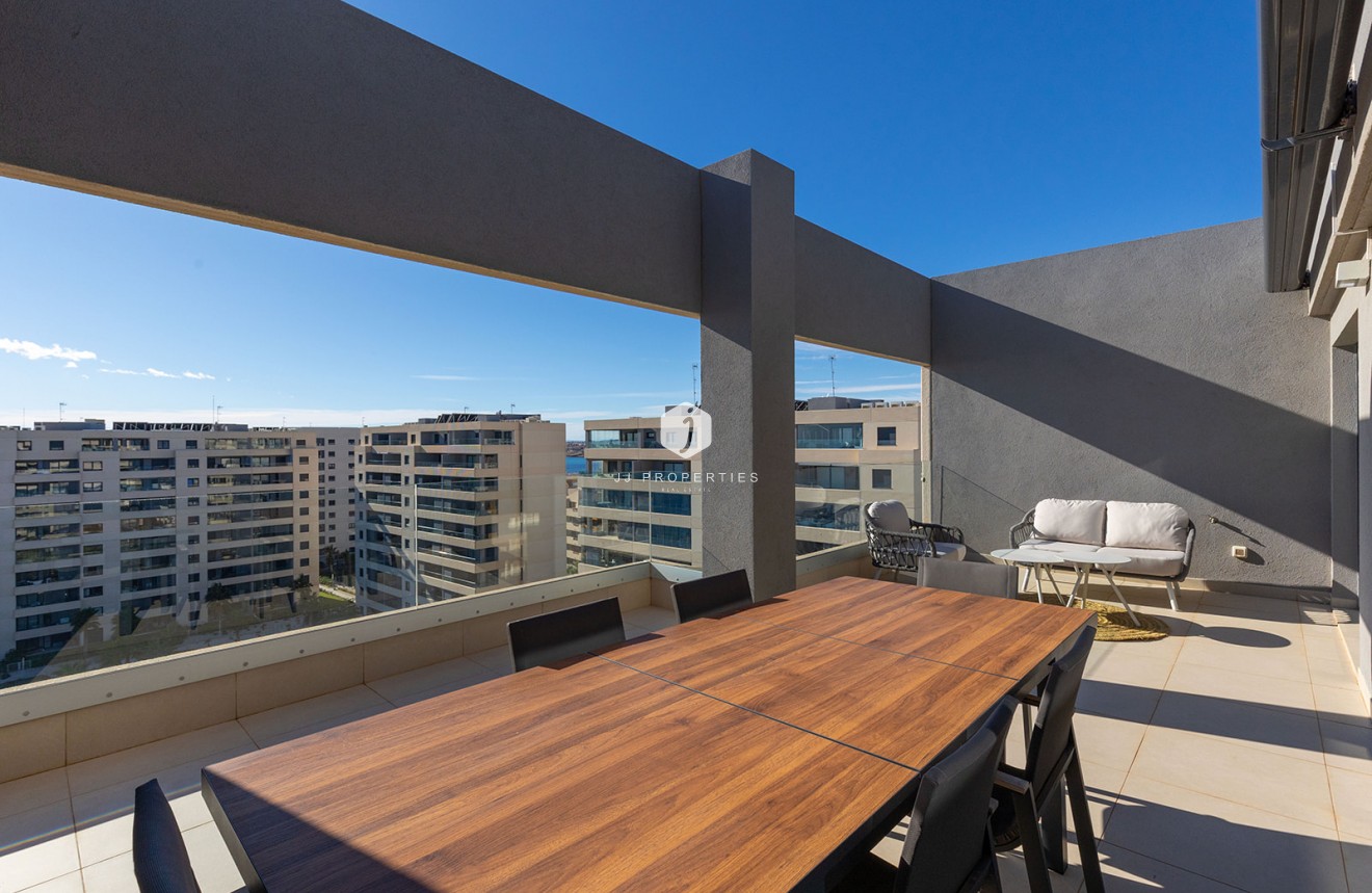 Resale - Penthouse -
Torrevieja - Costa Blanca