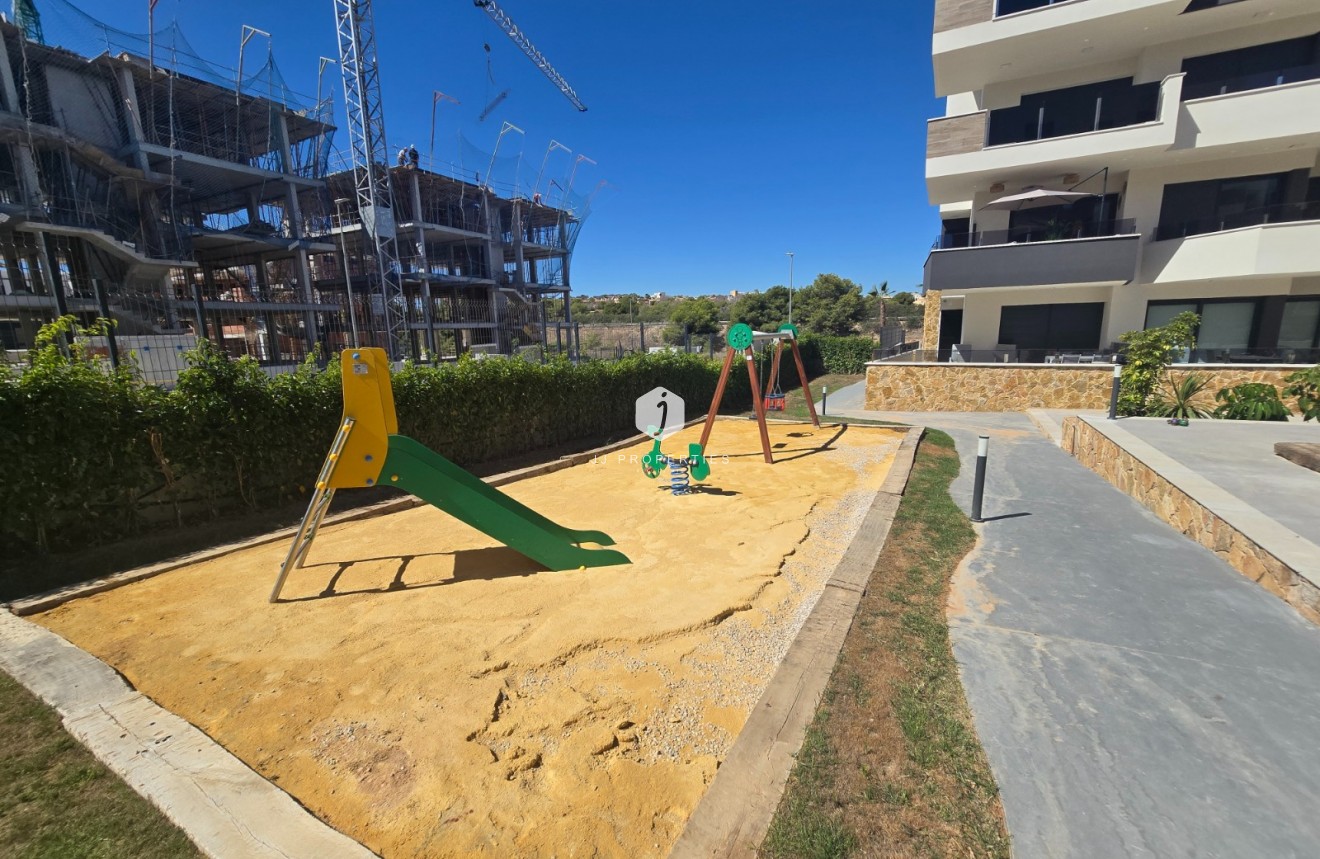 Resale - Apartment / flat -
Orihuela Costa - Costa Blanca