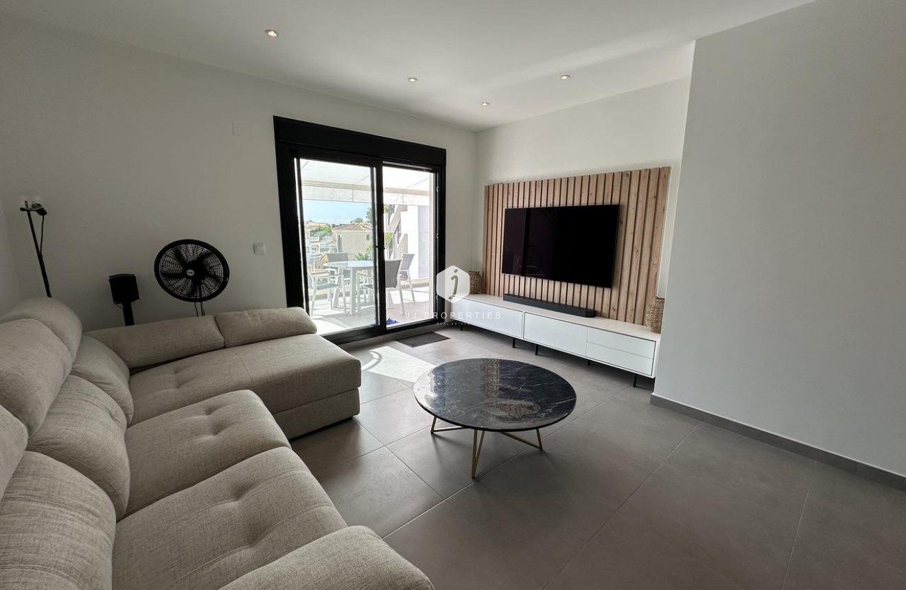 Resale - Penthouse -
Orihuela Costa - Villamartín-las Filipinas
