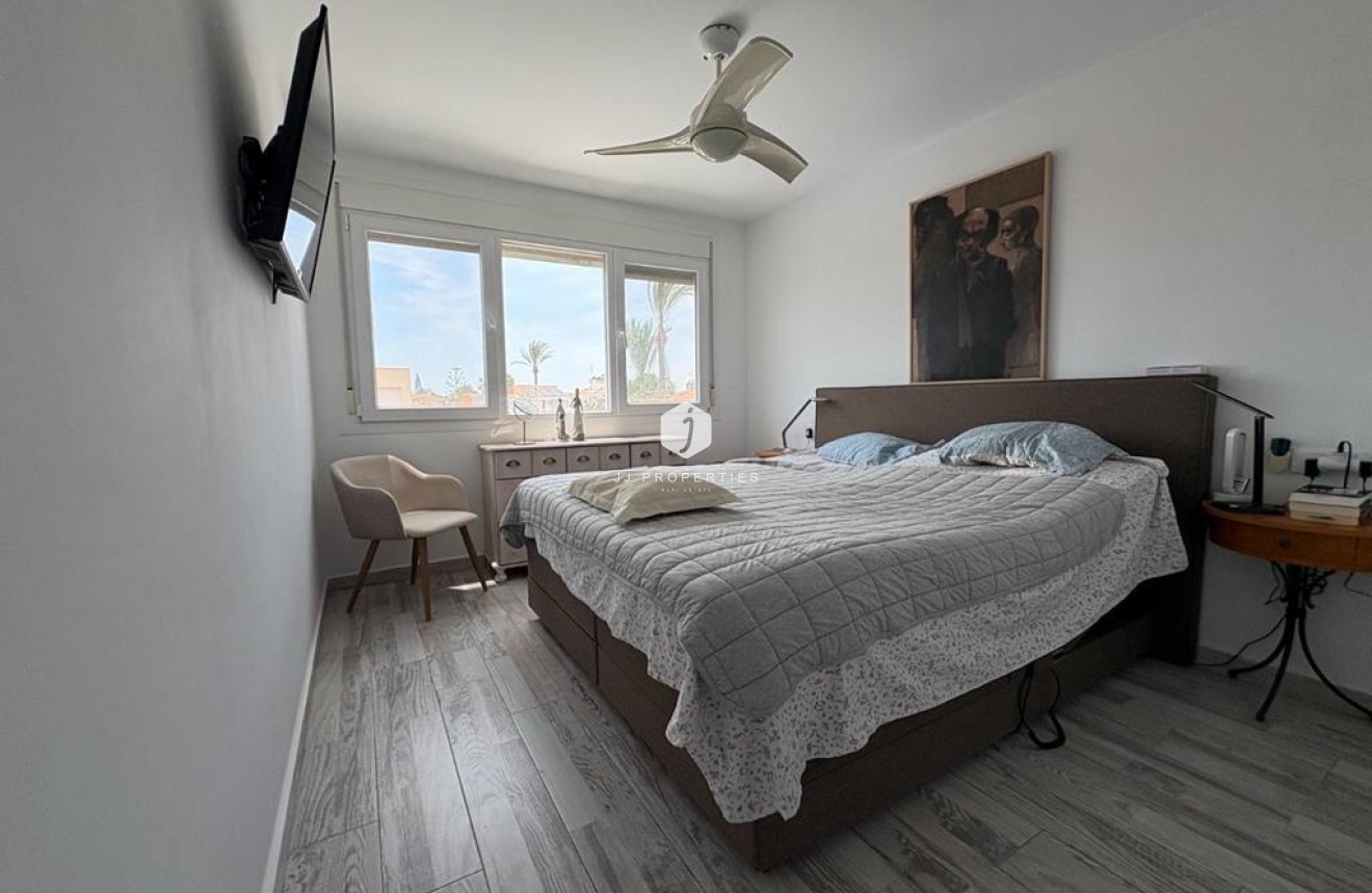 Resale - Villa -
Torrevieja - Torreta Florida