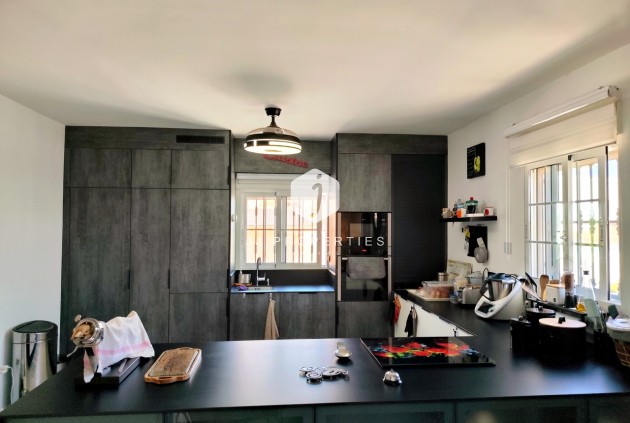 Resale - Villa -
San Miguel / Vistabella Golf - Inland