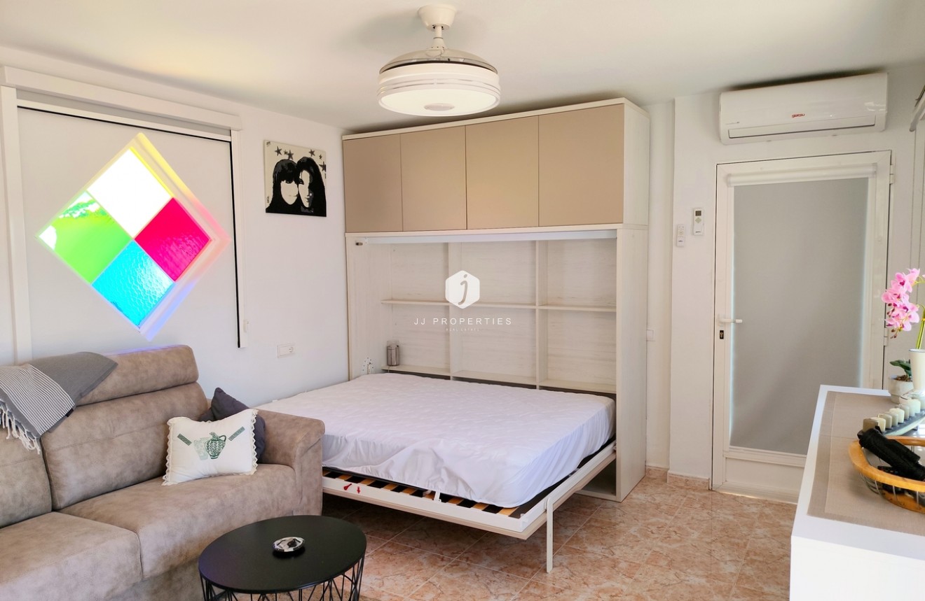 Resale - Villa -
San Miguel / Vistabella Golf - Inland