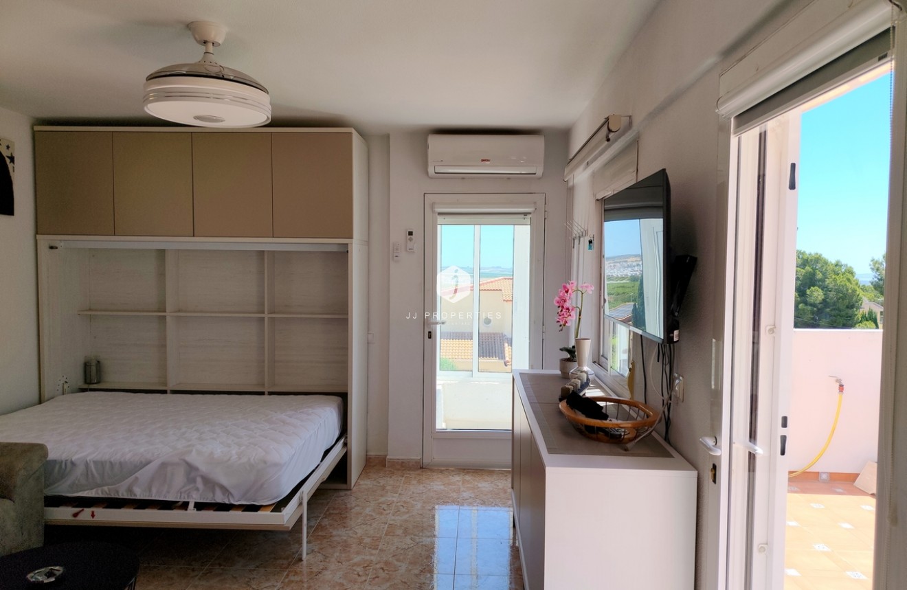 Resale - Villa -
San Miguel / Vistabella Golf - Inland