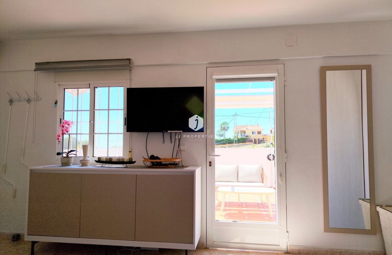 Resale - Villa -
San Miguel / Vistabella Golf - Inland