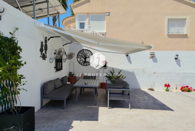 Resale - Villa -
San Miguel / Vistabella Golf - Inland