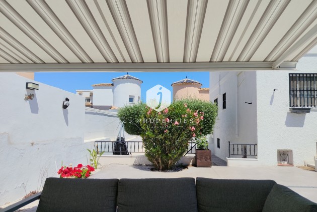Resale - Villa -
San Miguel / Vistabella Golf - Inland