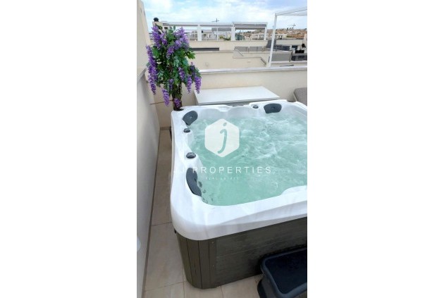 Resale - Penthouse -
Orihuela Costa - Los Almendros-la Florida