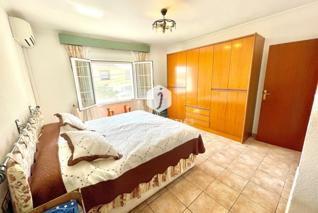Resale - Villa -
Benijofar - Costa Blanca