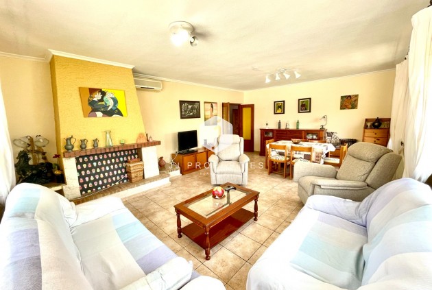 Resale - Villa -
Benijofar - Costa Blanca