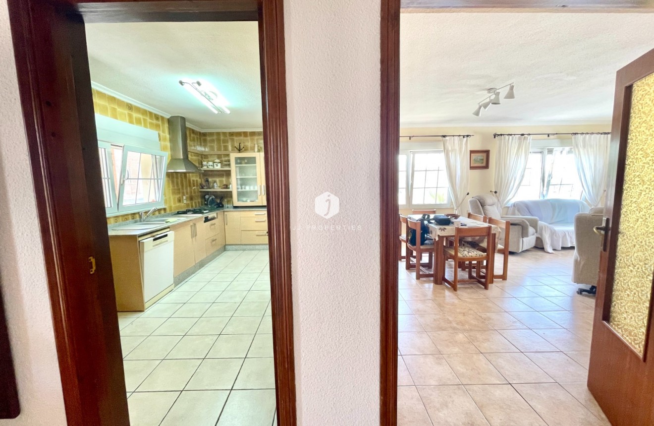 Resale - Villa -
Benijofar - Costa Blanca