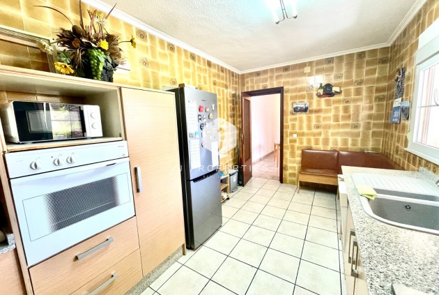 Resale - Villa -
Benijofar - Costa Blanca