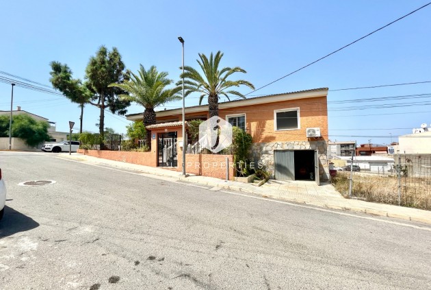 Resale - Villa -
Benijofar - Costa Blanca