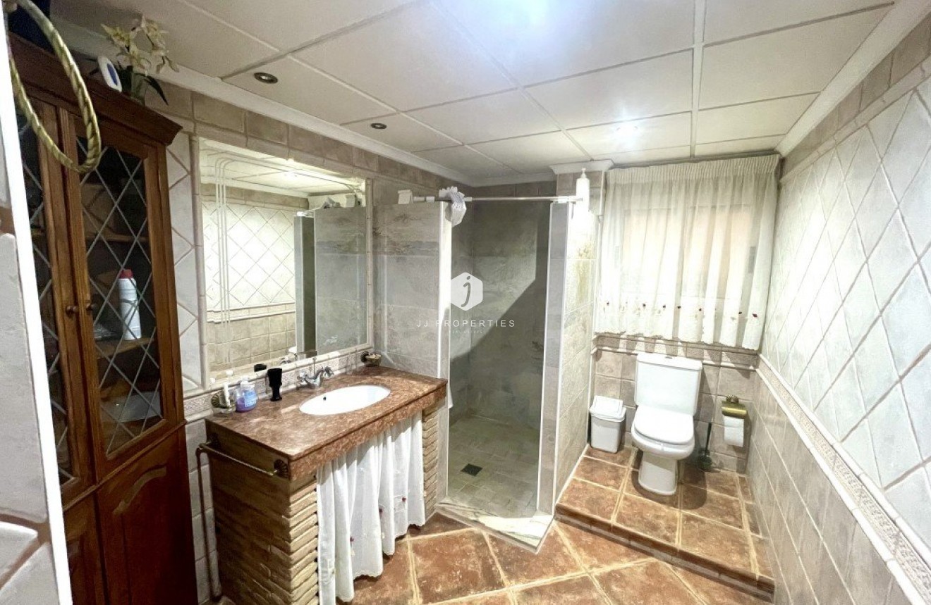 Resale - Villa -
Formentera del Segura - Costa Blanca