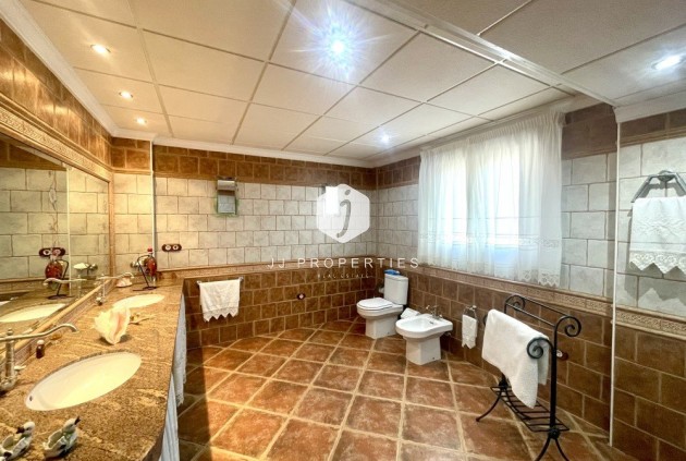 Resale - Villa -
Formentera del Segura - Costa Blanca