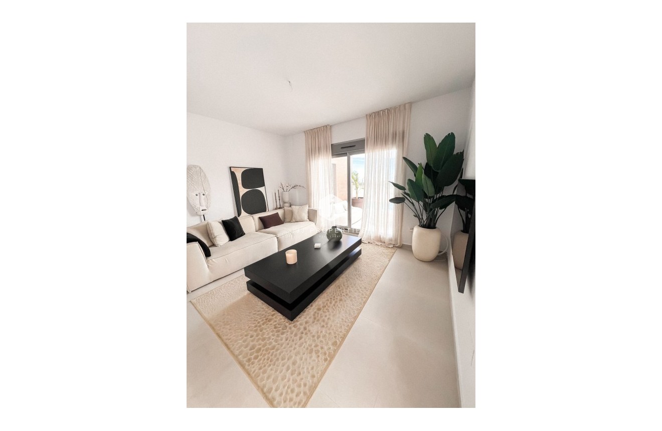 Resale - Villa -
San Miguel de Salinas - Inland