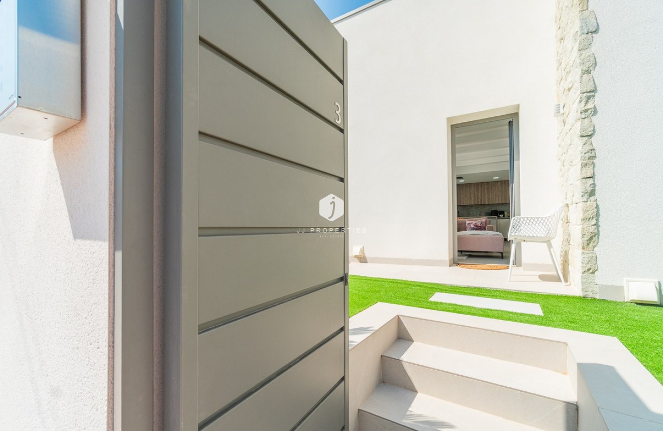 Resale - Villa -
Orihuela Costa - Costa Blanca