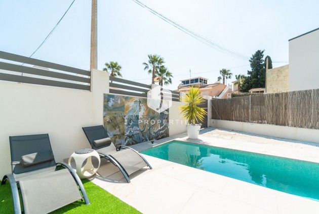 Resale - Villa -
Orihuela Costa - Costa Blanca