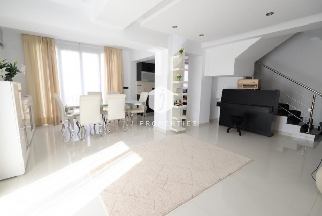 Resale - Villa -
Cabo Roig - Costa Blanca