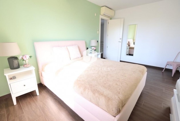 Resale - Villa -
Cabo Roig - Costa Blanca