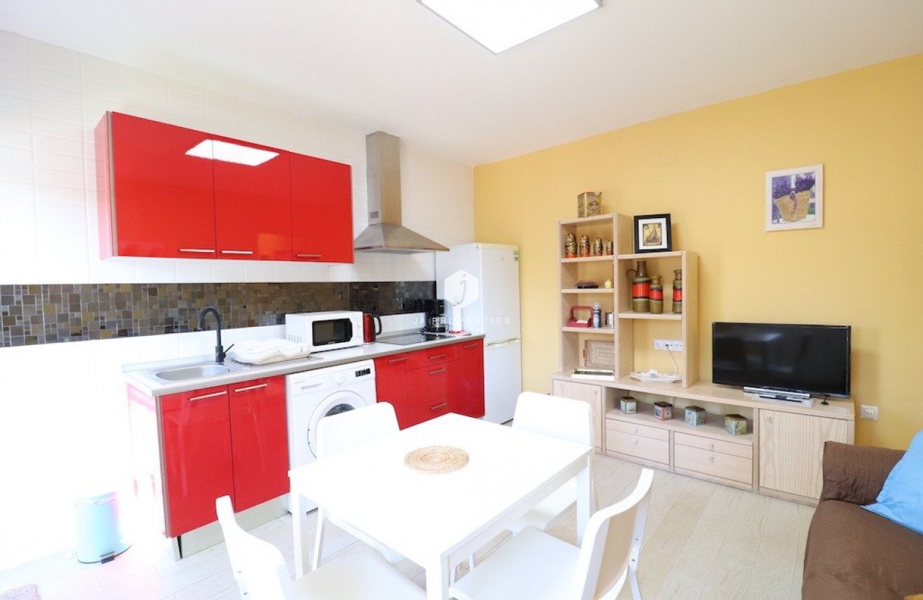 Resale - Villa -
Torrevieja - Costa Blanca