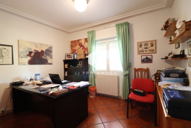 Resale - Villa -
Torrevieja - Costa Blanca