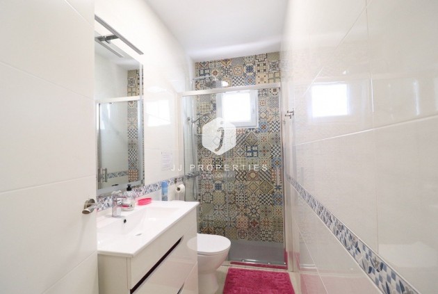 Resale - Villa -
Torrevieja - Costa Blanca