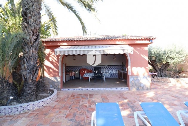 Resale - Villa -
Torrevieja - Costa Blanca