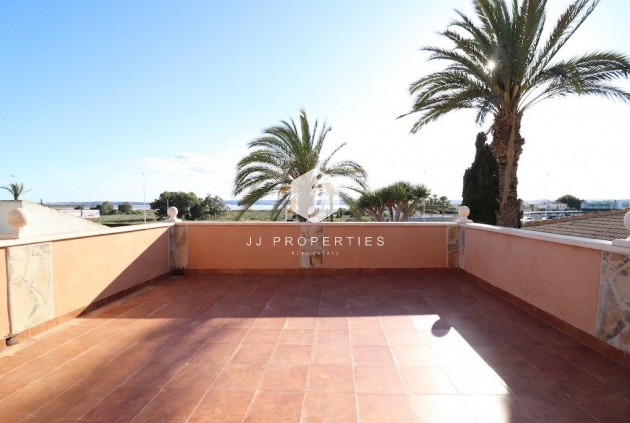 Resale - Villa -
Torrevieja - Costa Blanca