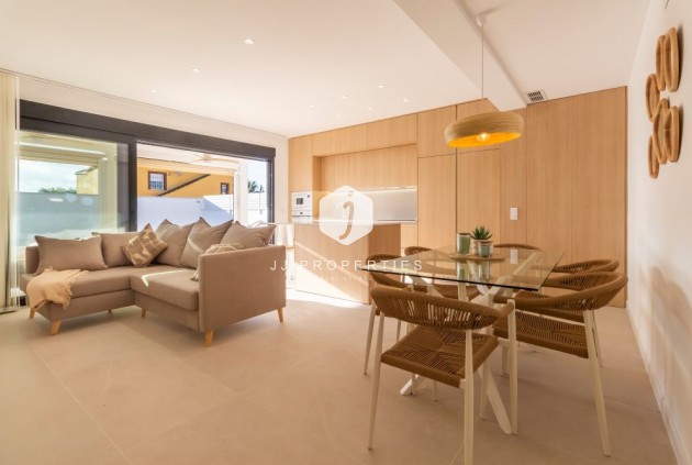 Resale - Villa -
Torrevieja - Costa Blanca