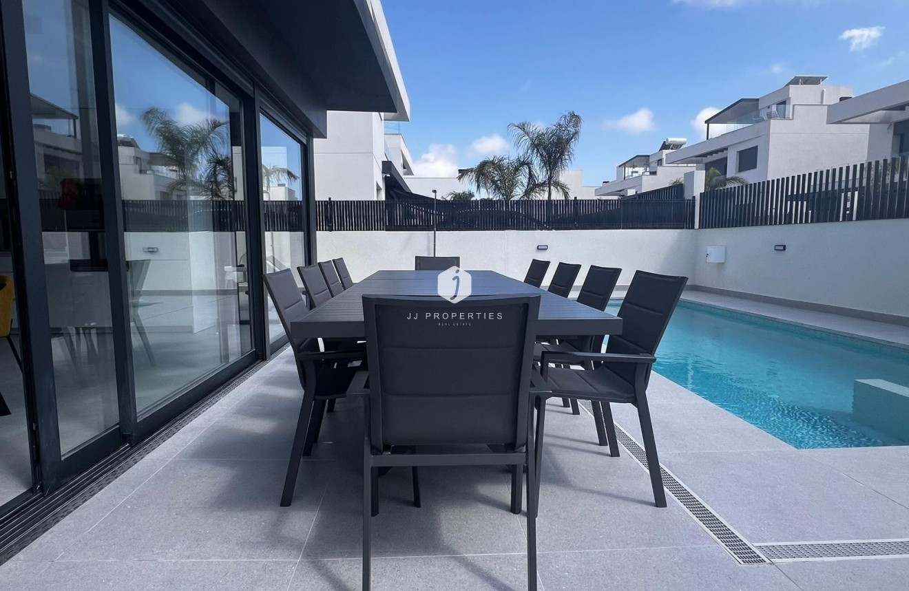 Resale - Villa -
Algorfa - Inland