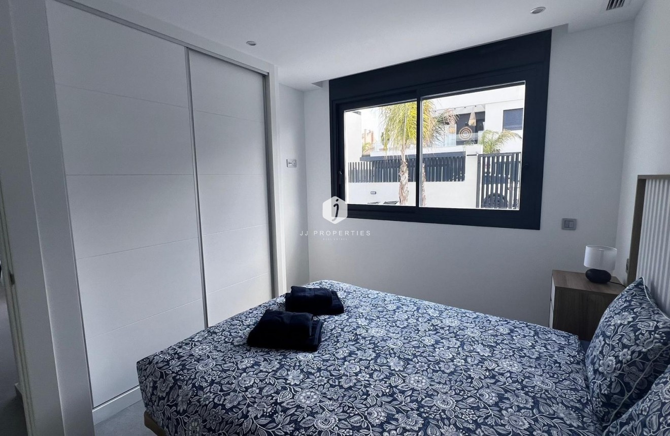 Resale - Villa -
Algorfa - Inland