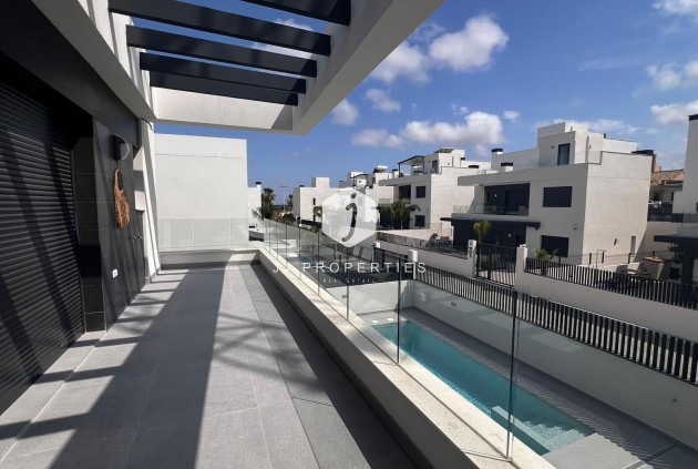 Resale - Villa -
Algorfa - Inland