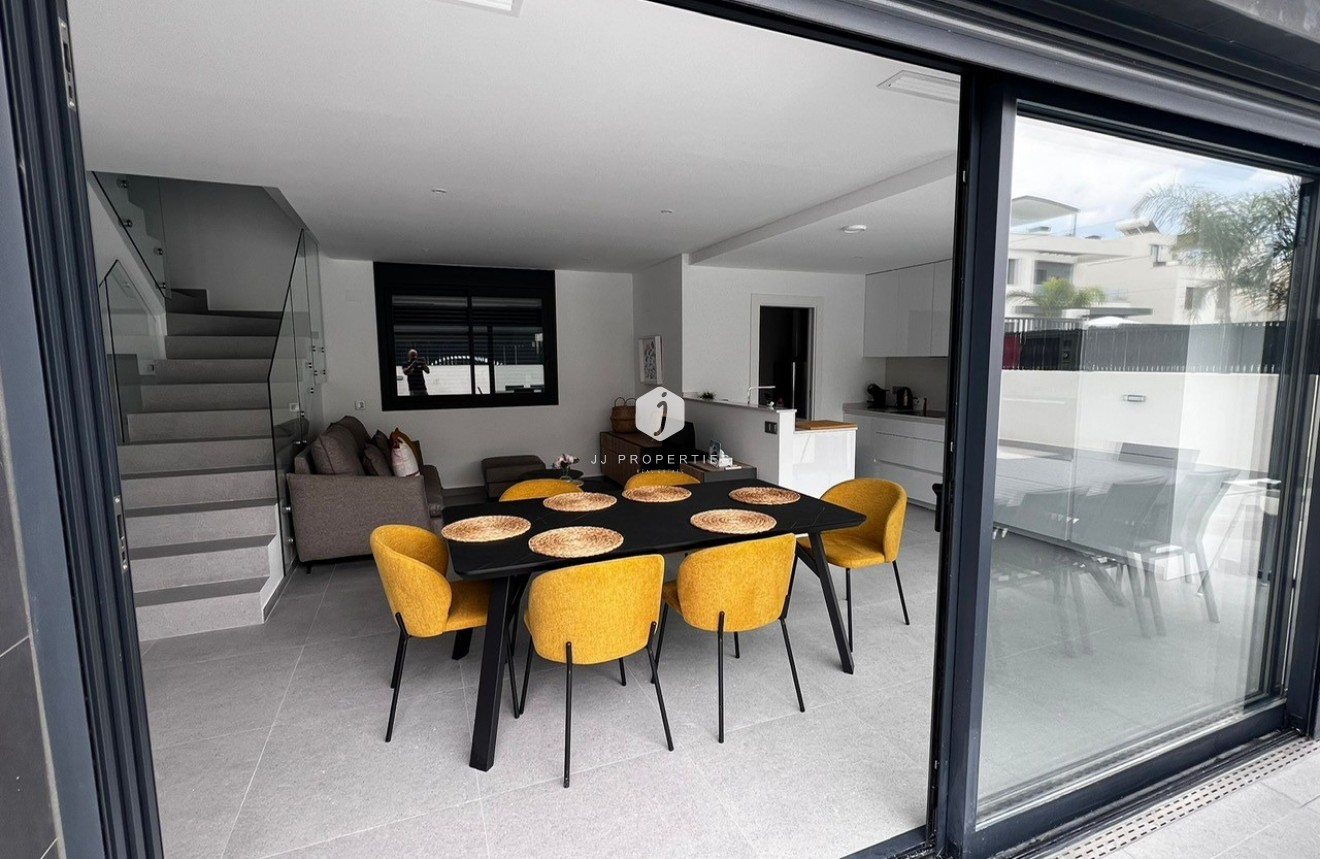 Resale - Villa -
Algorfa - Inland