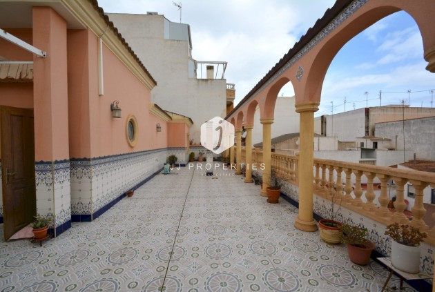 Resale - Villa -
Guardamar del Segura - Costa Blanca