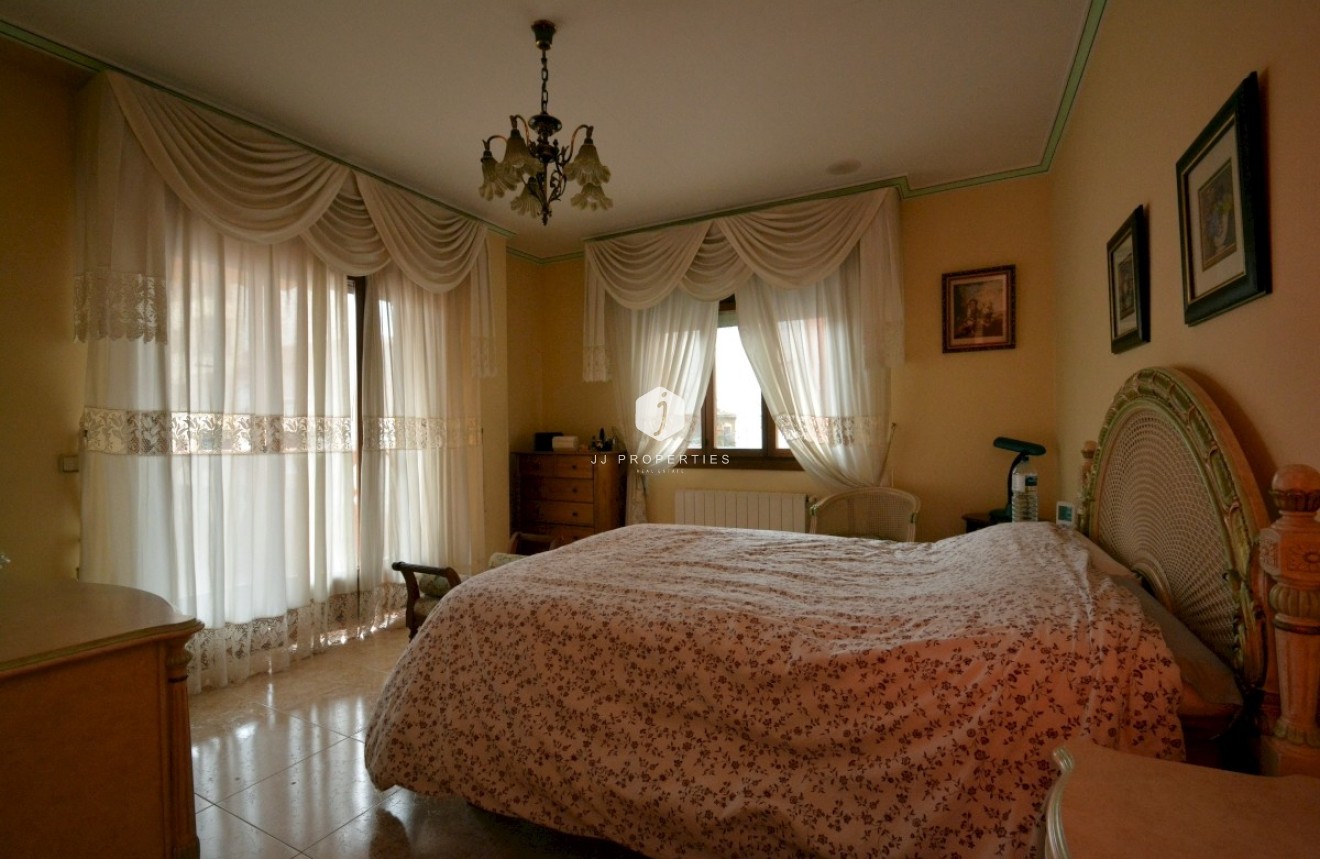 Resale - Villa -
Guardamar del Segura - Costa Blanca