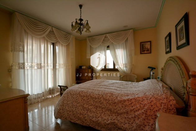Resale - Villa -
Guardamar del Segura - Costa Blanca