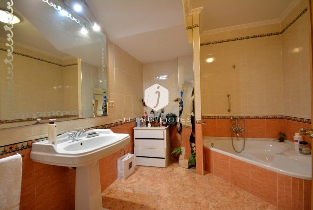 Resale - Villa -
Guardamar del Segura - Costa Blanca