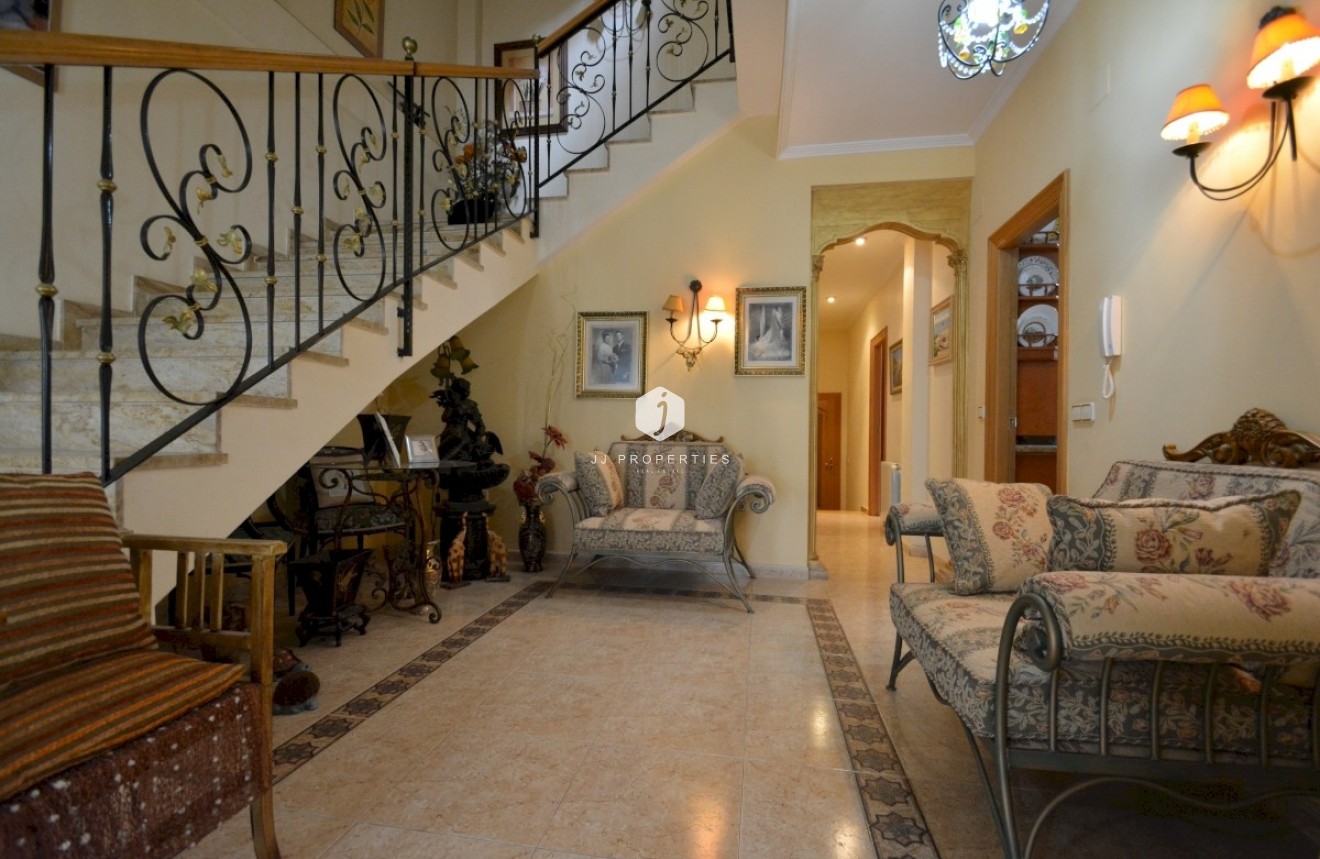 Resale - Villa -
Guardamar del Segura - Costa Blanca
